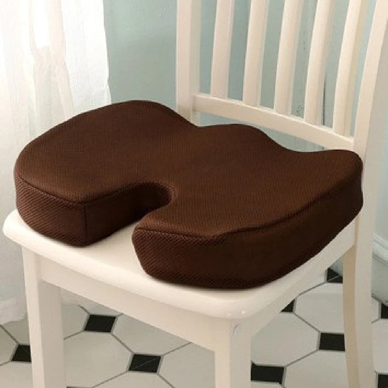 Ergonomisches Memory-Foam Steißbein-Sitzkissen – Komfortable Sitzauflage für Büro & Auto